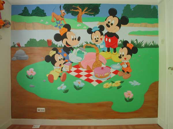 muurschildering mickey mouse picknick